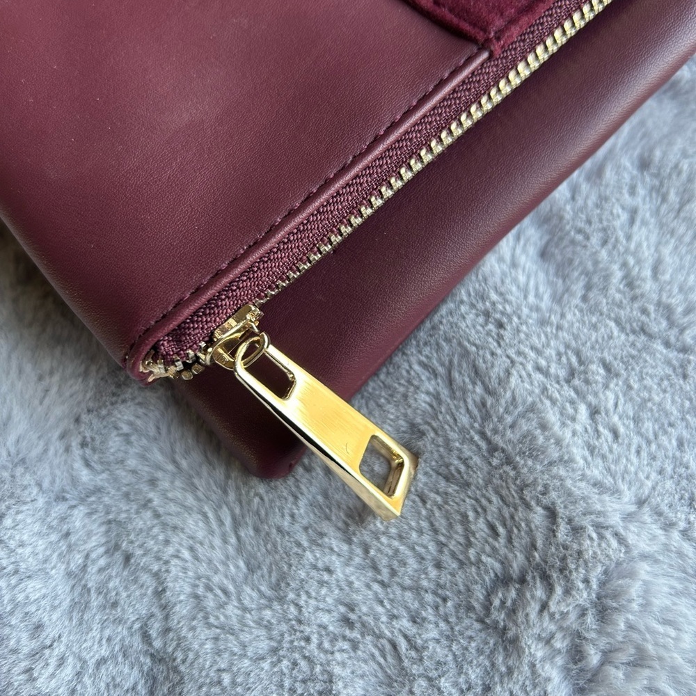 Summer & Rose Vegan Leather Clutch - Picture 3 of 7